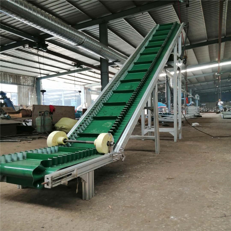 大興安嶺Z型裙邊皮帶輸送機